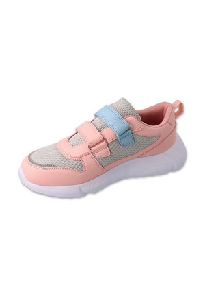 - Sneakersy niskie