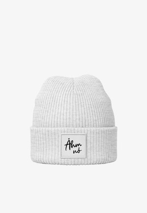 White ribbed knit beanie with a folded cuff and a square label featuring the text "Ähn nö" in black cursive script.