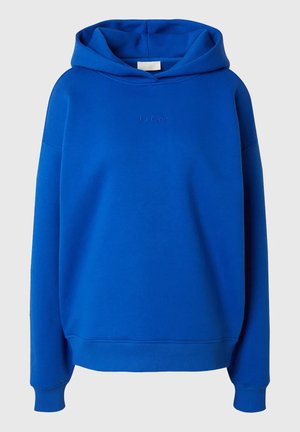 Blå hettegenser laget av bomull, har en front kangaroo lomme, ribbestrikkede mansjetter og hemkant, med en subtil brodert logo på brystet.