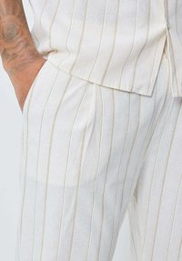 FRILIVIN SET - Pantalon classique - beige