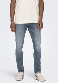 SLIM NOOS - Traperice uskog kroja - dark blue denim