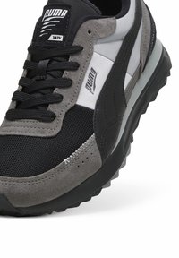 Puma Trainers - black