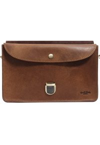 Braune Lederhandtasche mit glatter Textur, ausgestattet mit einem Frontklappendeckel mit einem metallischen Druckverschluss und einem dekorativen metallischen Akzent.