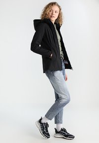 CMP WOMAN JACKET ZIP HOOD - Soft shell jacket - black