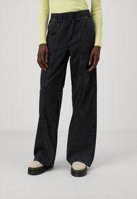 Gap Tall UTILITY EASY WIDE LEG MAXWELL - Široké nohavice - black