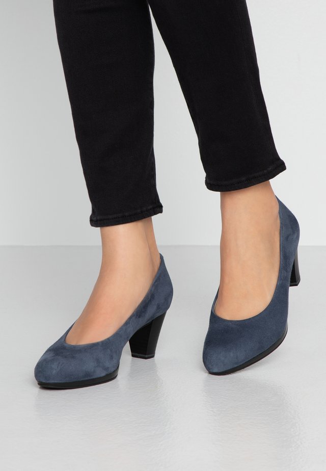 spangenpumps caprice