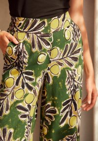 Next WIDE LEG  - Housut - green