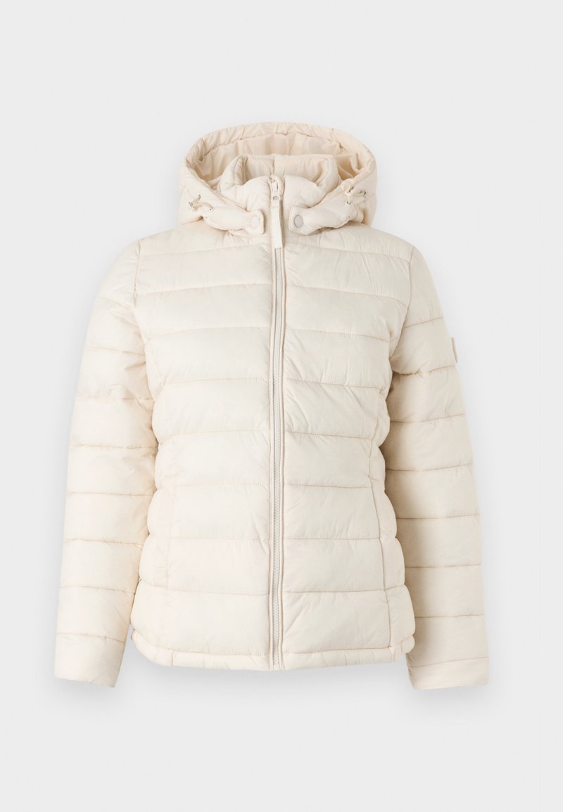 Giacca puffer color crema con cappuccio, design trapuntato, chiusura frontale con zip e dettagli elasticizzati sul cappuccio e sui polsini.