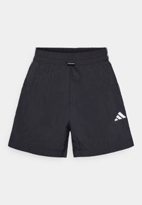 Svarta sportshorts tillverkade av lättviktsmaterial, med elastisk midja, dragsko och en vit Adidas-logotyp på nedre högra sidan.