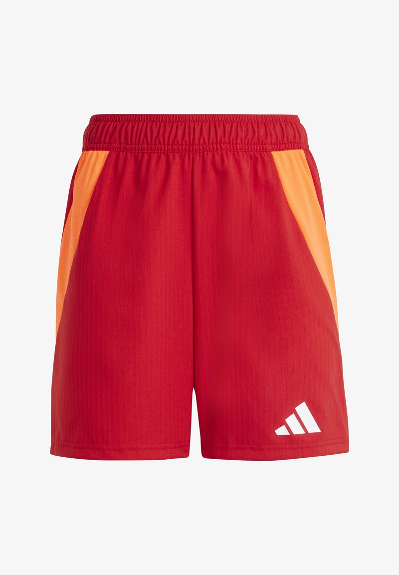 Pantaloni sportivi rossi con pannelli laterali arancioni, cintura elastica e logo Adidas bianco sulla parte inferiore della gamba destra.