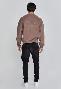 SIKSILK Sudadera - brown
