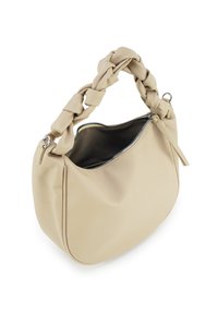 Beige handtas van gestructureerd leer met een gevlochten handvat, ritssluiting en een binnenzak. Zachte, afgeronde vorm met een minimalistisch ontwerp.