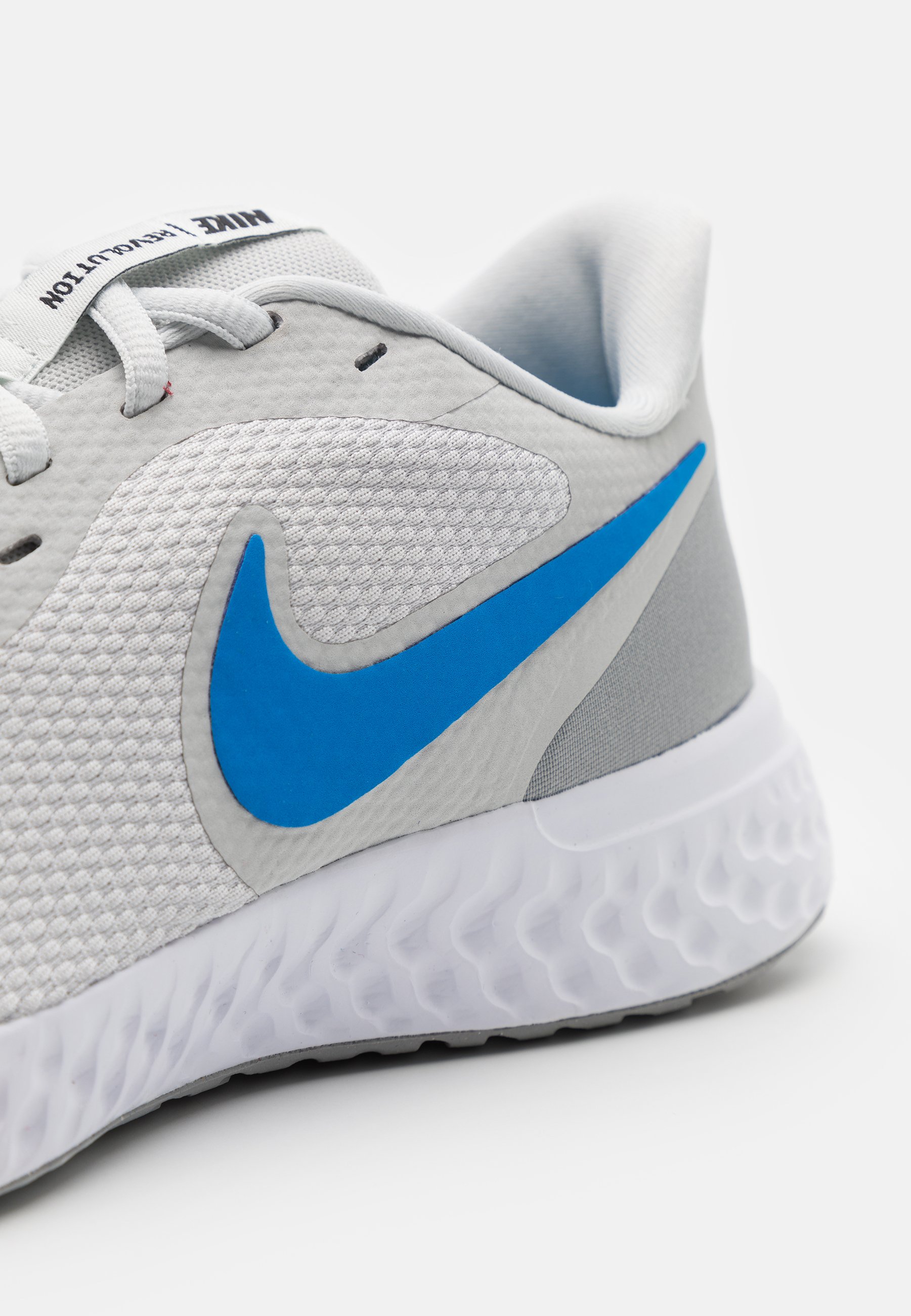 Nike Performance REVOLUTION 5 - Hardloopschoenen neutraal - photon  dust/photo blue/particle grey/Grijs - Zalando.nl