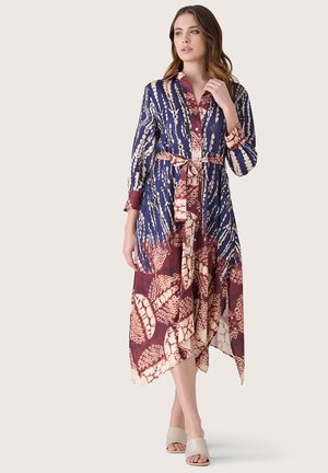 Camomilla Italia AZIDE - Robe chemise - brown