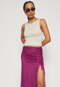 WAL G. RORO MIDI SKIRT - Blyantskjørt - magenta
