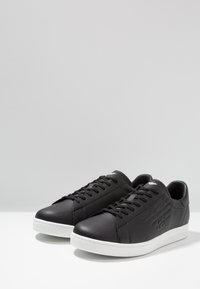 EA7 Emporio Armani UNISEX - Sneakers basse - black