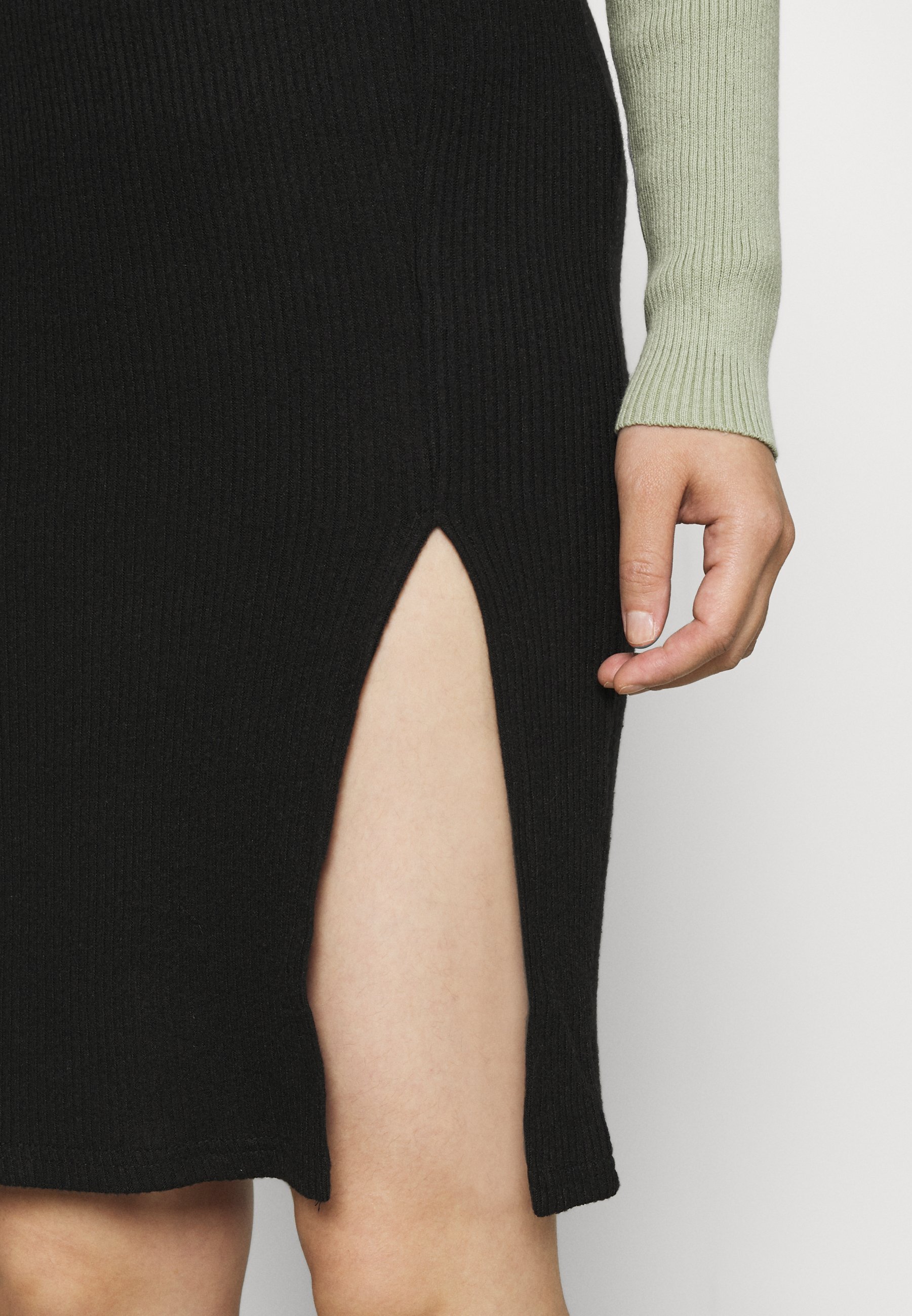 Femme MIDI SKIRT WITH SLIT - Jupe crayon Femme MIDI SKIRT WITH SLIT - Jupe crayon