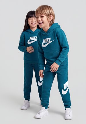 Nike Sportswear, CLUB UNISEX - Trainingspak - bright spruce
