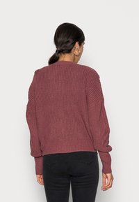 Vero Moda VMLEA V NECK CARDIGAN - Casaco de malha - wild ginger