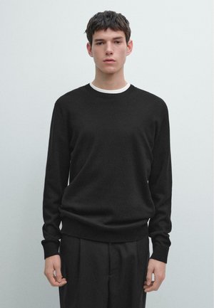 WITH CREW NECK  - Strickpullover - black