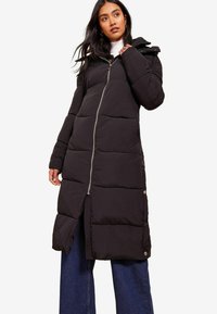 LONGLINE PADDED  - REGULAR FIT - Zimní kabát - black