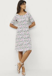 Ellos Collection BOEL - Jerseykjole - weiß