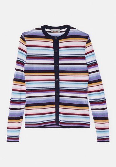 Mehrfarbiger gestreifter Cardigan mit langen Ärmeln, navyfarbiger Paspel und Knopfverschluss vorne. Hergestellt aus einem leichten Strickstoff. Verfügbar in verschiedenen Farben.