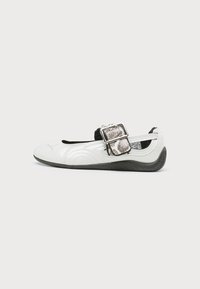Sélectionné, glacial gray/puma black