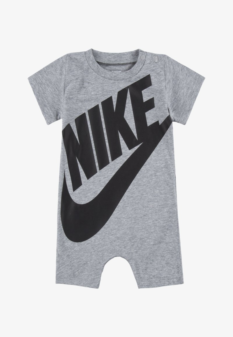 Sivi bombažna bodi z velikim črnim logotipom Nike in dodatnim dizajnom. Kratki rokavi, pritiskači na rami in odprta noga.