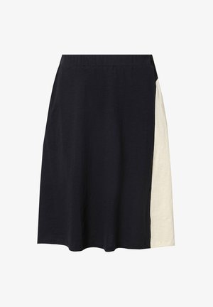 Gonna nera e crema realizzata in un tessuto morbido e leggero. Presenta un'ampia vita elastica e un design a blocchi di colore con un pannello laterale.