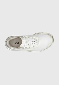 On CLOUDMONSTER VOID - Scarpe da corsa su strada - white
