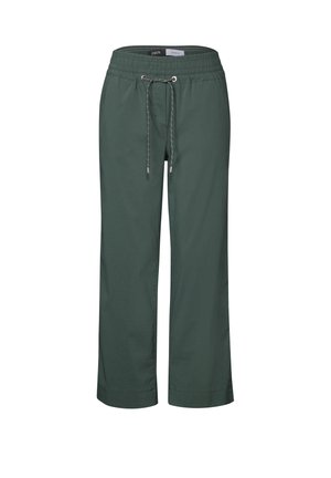 Pantaloni verdi, dalla vestibilità ampia, realizzati in tessuto leggero. Presentano un elastico in vita con coulisse e due tasche laterali. Lunghezza capri.