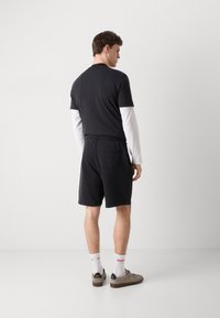 Thumbnail Image 5