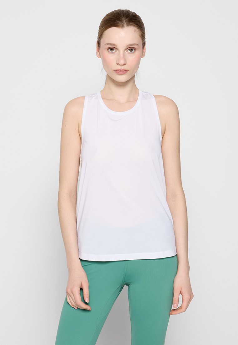 CASALL Sport T-shirt wit