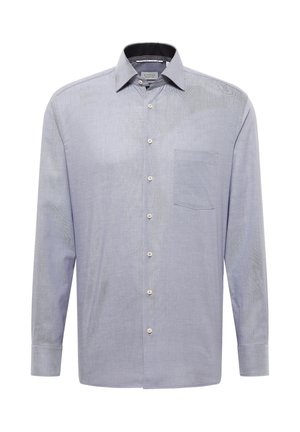 Camicia a maniche lunghe con bottoni in tessuto azzurro chiaro, con taschino sul petto e colletto nero a contrasto con motivo. Bottoni lungo la parte anteriore.