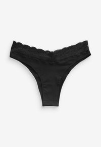 Zwarte string gemaakt van een glad materiaal, met een zwarte kantafwerking aan de tailleband met golvende randen en een minimalistisch ontwerp.
