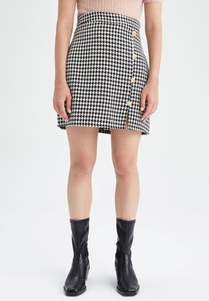 A-line skirt - black