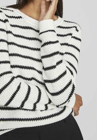 VILA Jumper - off-white