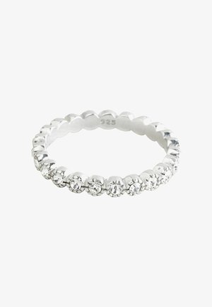 Bague en argent avec une bande de pierres circulaires, alternant métal poli et cristaux clairs, design texturé, marquée "925" à l'intérieur.