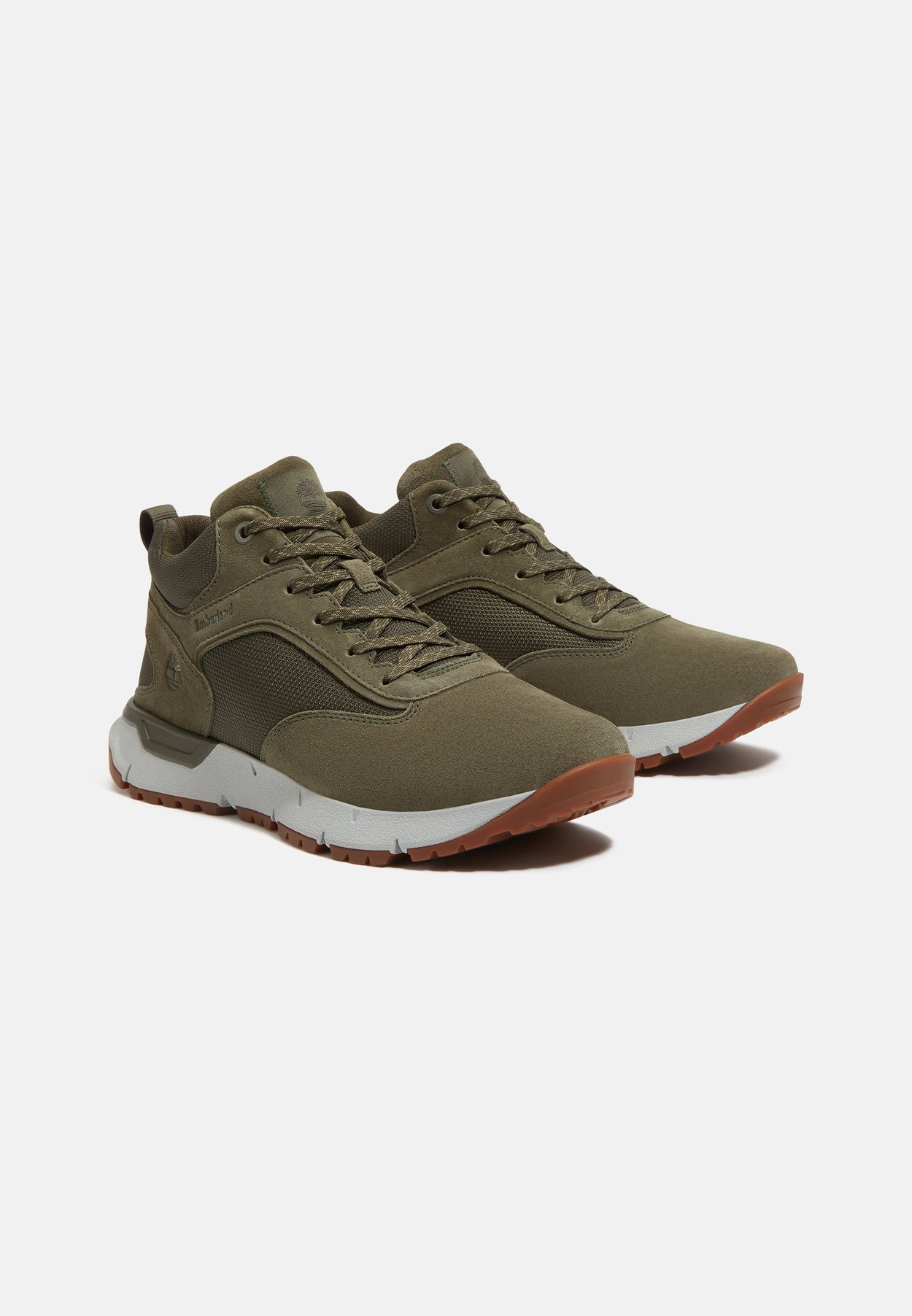 Sneaker high