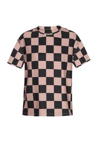 Camiseta de manga corta con un patrón de tablero de ajedrez geométrico en negro y rosa claro, hecha de tela suave con un diseño de cuello alto.