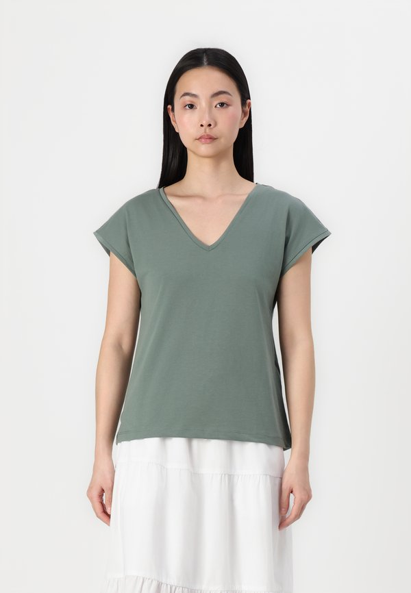 VMLUNA V-NECK TEE - Basic T-shirt - laurel wreath