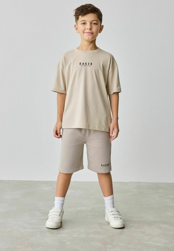 SET - Shorts - stone