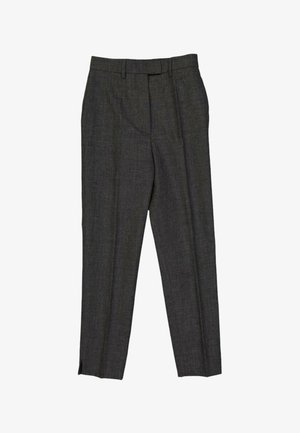 Pantalon de costume gris foncé, coupe droite, pli frontal, passants pour ceinture et fentes latérales à l’ourlet.