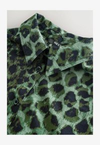 Valimata, green/black