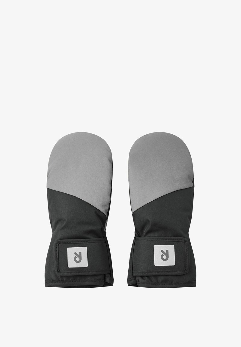 Schwarze und graue isolierte Fäustlinge mit einer weichen Textur. Sie verfügen über einen eng anliegenden Bündchen und ein Logo-Patch im Handgelenkbereich. Strapazierfähiges, witterungsbeständiges Material.