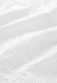 TEXTURED CORNELLI COVER-UP - Košilová halenka  - white
