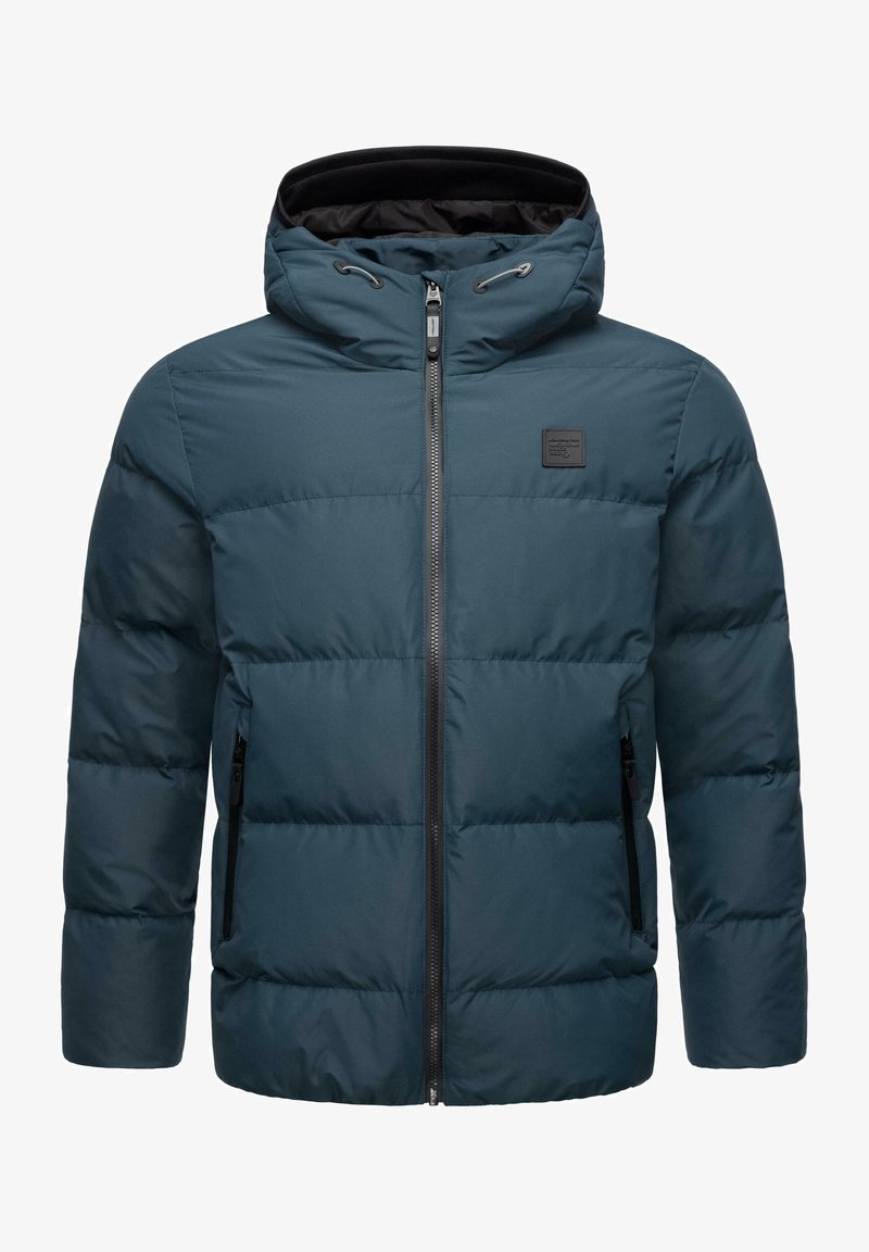 Sötétkék párnázott dzseki kapucnival, elülső cipzárral, két oldalsó zsebbels, és texturált anyaggal a szigetelésért. Fekete bélés.