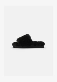 Unausgewählt, black