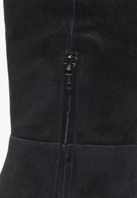 Zign Bottes - black